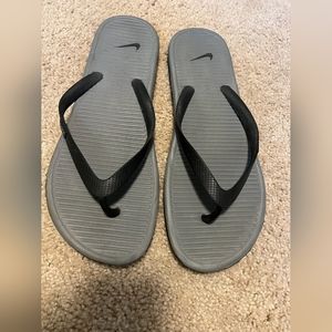 Nike Flip Flop - Men's Size 12